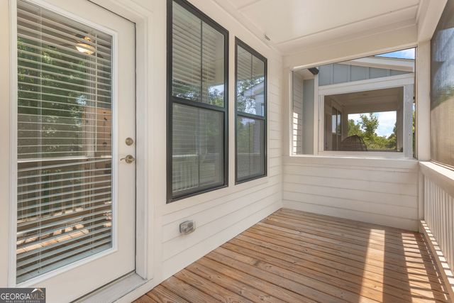 300 Walker Avenue, Roswell, GA 30076