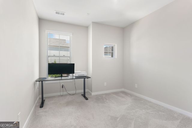 300 Walker Avenue, Roswell, GA 30076