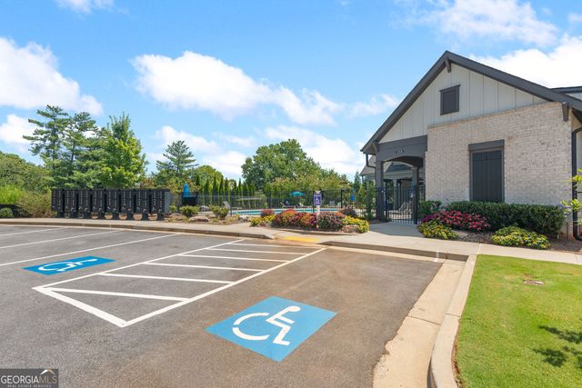 300 Walker Avenue, Roswell, GA 30076