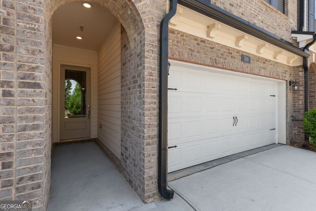 300 Walker Avenue, Roswell, GA 30076