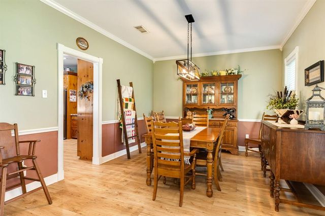 350 Pecan Estates Road, Angleton, TX 77515