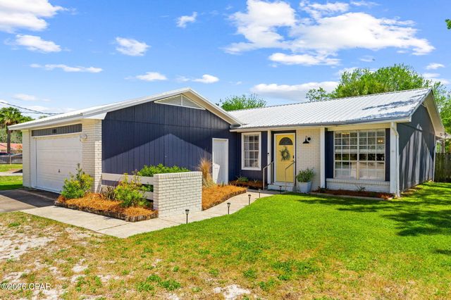 120 Heather Drive, Panama City Beach, FL 32413