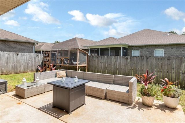 7911 Park Place N Drive, Mobile, AL 36608