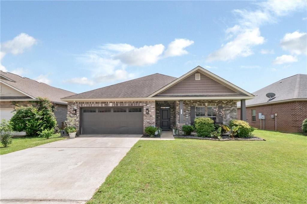 7911 Park Place N Drive, Mobile, AL 36608