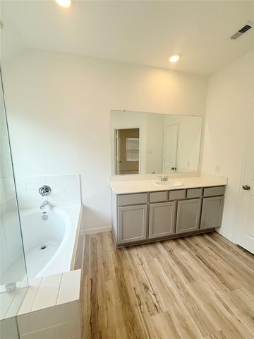 4227 Sterling View Boulevard, Baytown, TX 77521