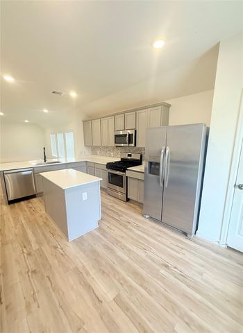 4227 Sterling View Boulevard, Baytown, TX 77521