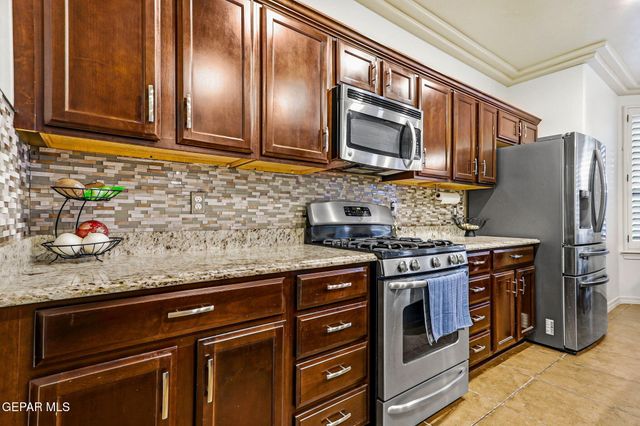 7388 BRAYS LANDING Drive, El Paso, TX 79911