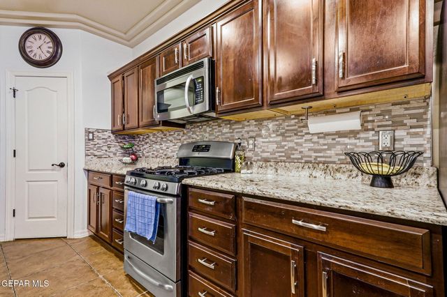 7388 BRAYS LANDING Drive, El Paso, TX 79911