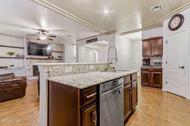 7388 BRAYS LANDING Drive, El Paso, TX 79911