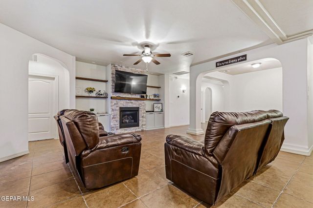 7388 BRAYS LANDING Drive, El Paso, TX 79911