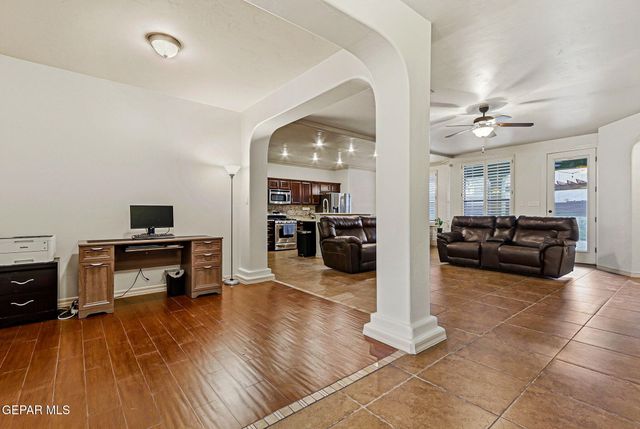 7388 BRAYS LANDING Drive, El Paso, TX 79911
