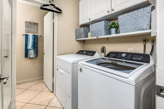 5257 Edge Park Way, San Diego, CA 92124