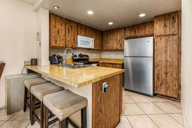 5257 Edge Park Way, San Diego, CA 92124
