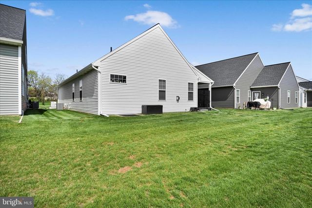 109 BELLFLOWER AVE, Annville, PA 17003