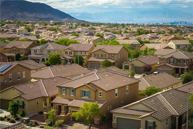 705 Gulf Pearl Drive, Henderson, NV 89002