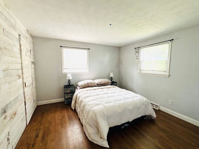16 Ridge Ave, Lynn, MA 01905