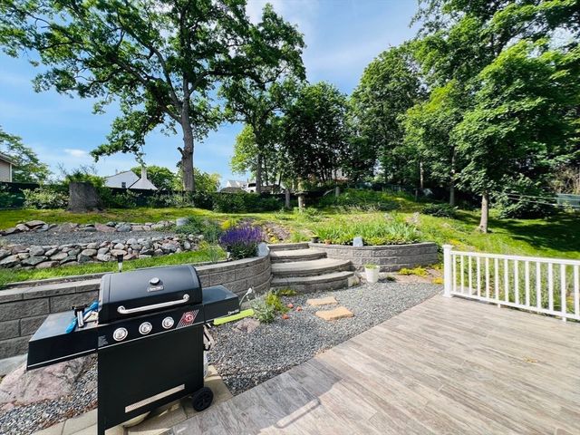 16 Ridge Ave, Lynn, MA 01905