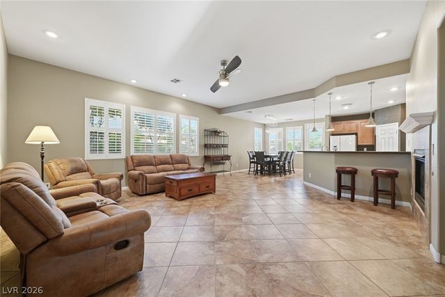 10335 Bays Mountain Avenue, Las Vegas, NV 89166