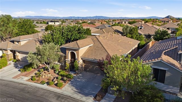 10335 Bays Mountain Avenue, Las Vegas, NV 89166