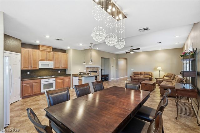 10335 Bays Mountain Avenue, Las Vegas, NV 89166