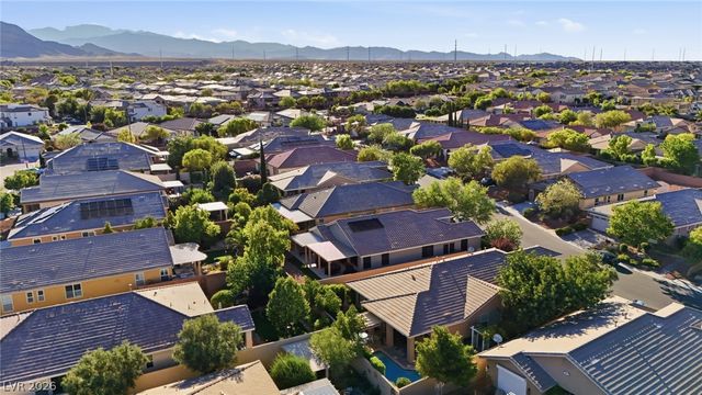 10335 Bays Mountain Avenue, Las Vegas, NV 89166