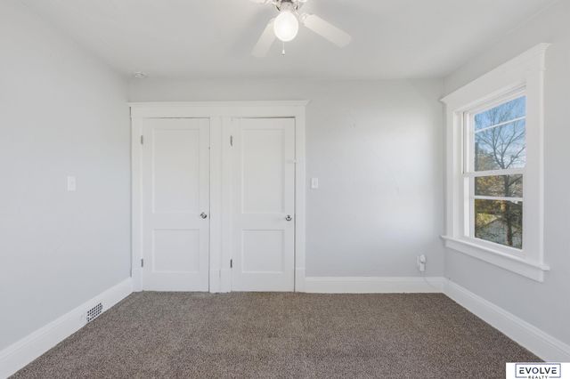 2561 Pinkney Street, Omaha, NE 68111