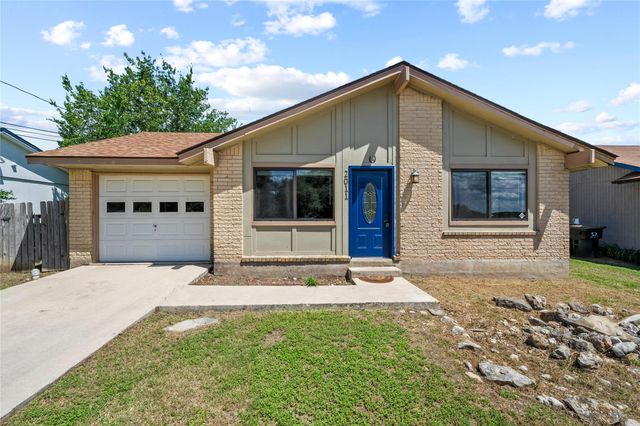 2011 Castle Gate CIR, San Marcos, TX 78666