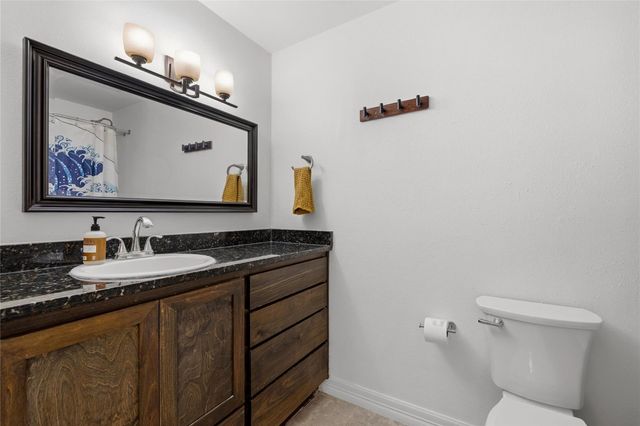 2011 Castle Gate CIR, San Marcos, TX 78666