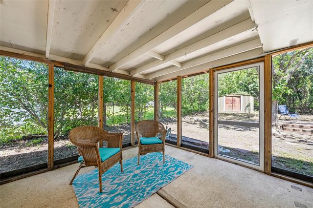 2011 Castle Gate CIR, San Marcos, TX 78666