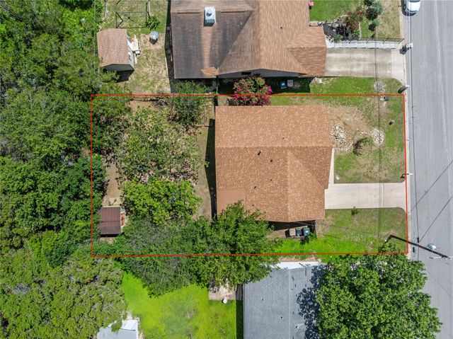 2011 Castle Gate CIR, San Marcos, TX 78666