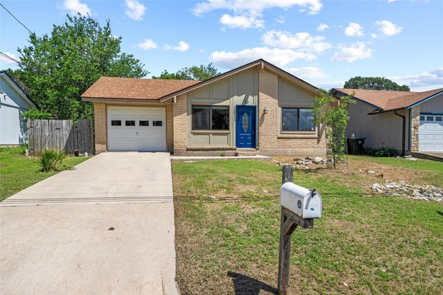 2011 Castle Gate CIR, San Marcos, TX 78666