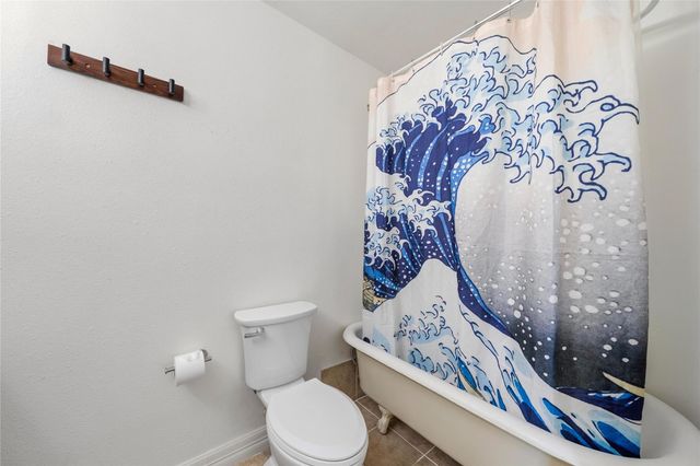 2011 Castle Gate CIR, San Marcos, TX 78666