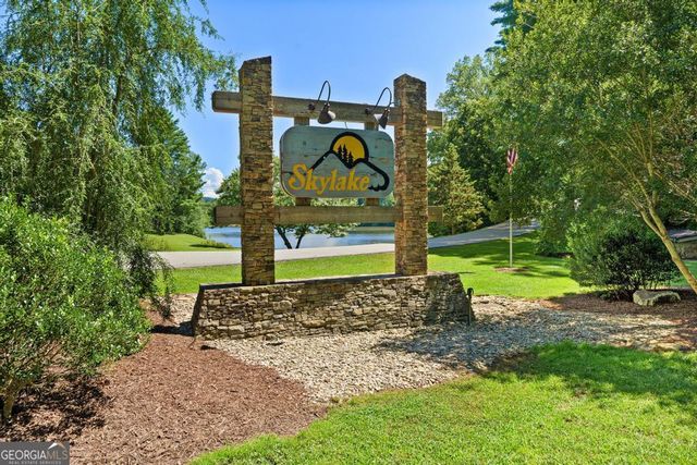 980 Woodbrier, Sautee Nacoochee, GA 30571