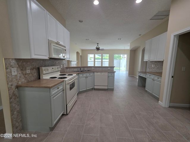 739 WAKEMONT Drive, Orange Park, FL 32065