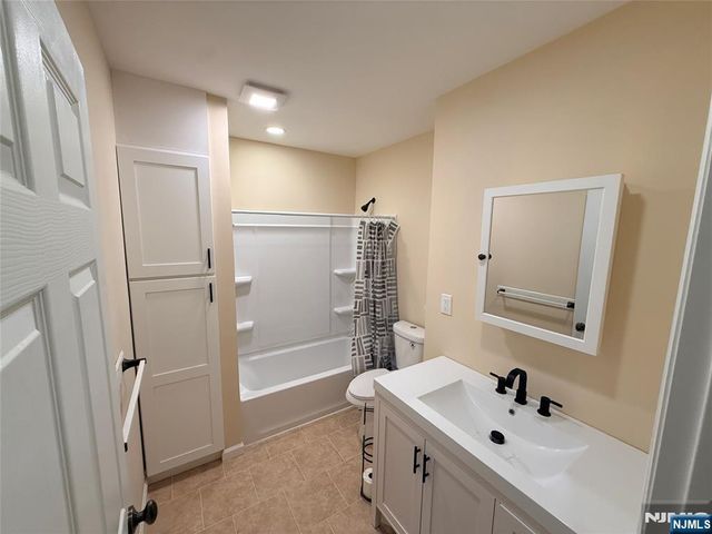48 Ringwood B, Ringwood, NJ 07456