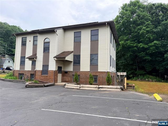 48 Ringwood B, Ringwood, NJ 07456