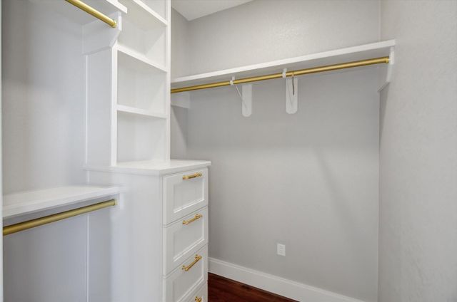 2206 Strand St 201, Galveston, TX 77550