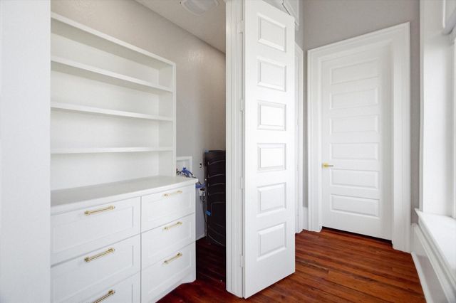 2206 Strand St 201, Galveston, TX 77550