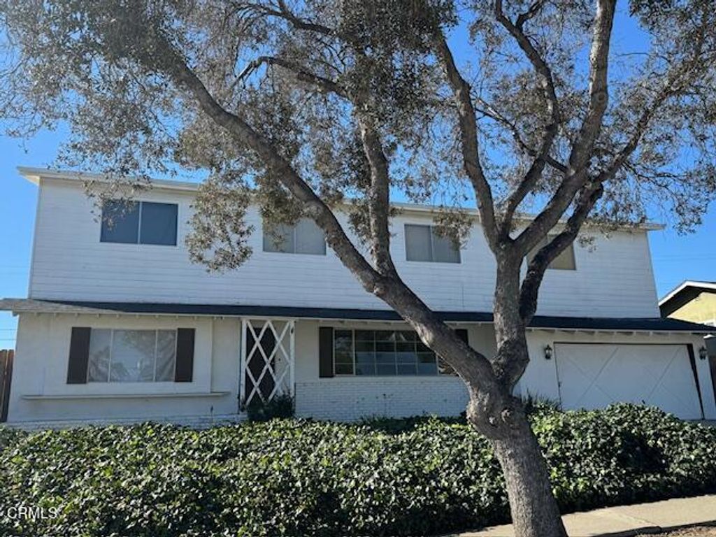 275 Fairfax Avenue, Ventura, CA 93003