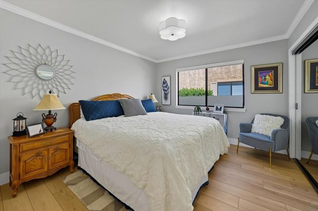 211 Camino Arroyo N, Palm Desert, CA 92260