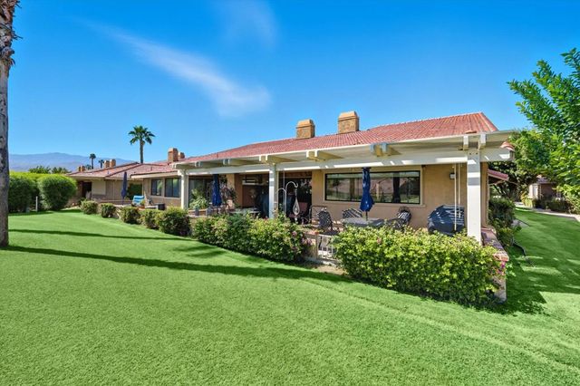 211 Camino Arroyo N, Palm Desert, CA 92260
