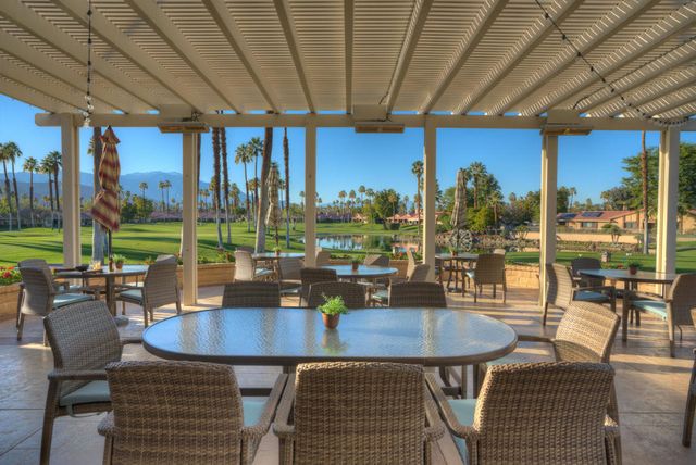 211 Camino Arroyo N, Palm Desert, CA 92260