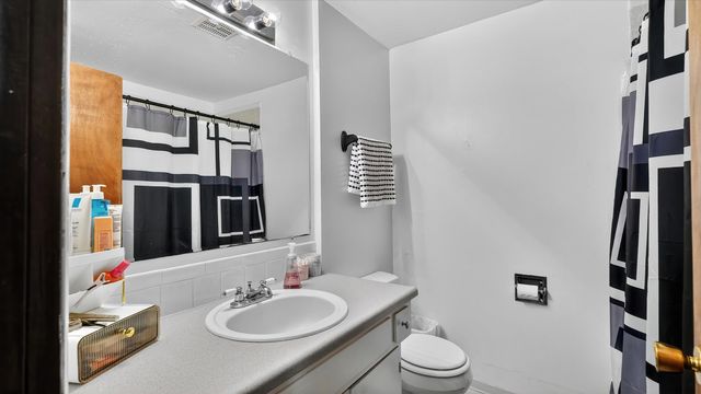523 E Fellows St, Medical Lake, WA 99022