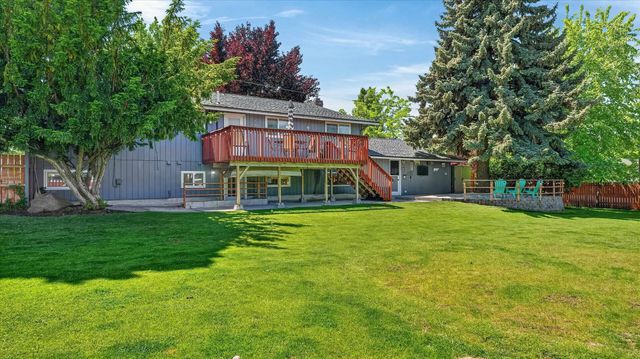 523 E Fellows St, Medical Lake, WA 99022