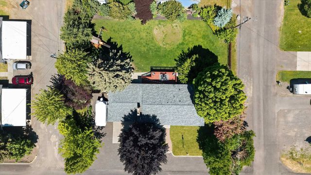 523 E Fellows St, Medical Lake, WA 99022