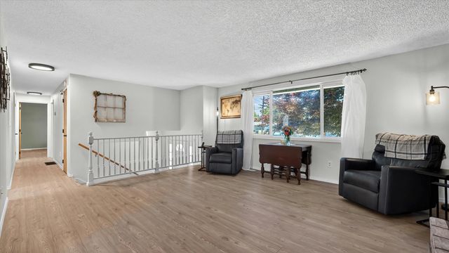 523 E Fellows St, Medical Lake, WA 99022