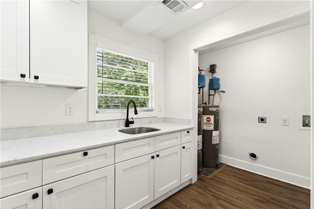 1344 Midlawn Drive, Decatur, GA 30032
