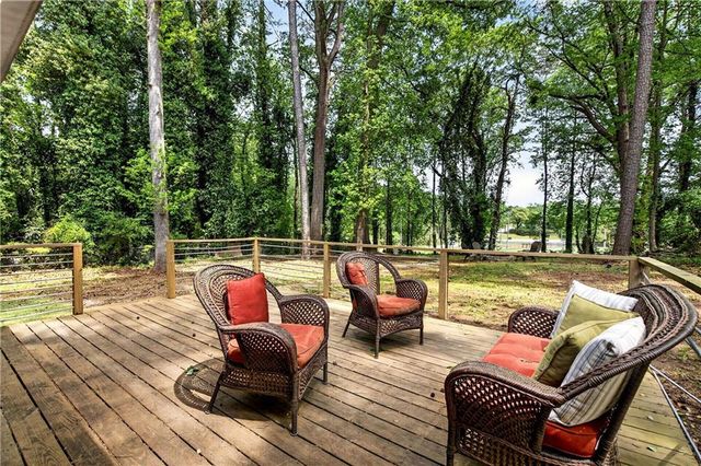 1344 Midlawn Drive, Decatur, GA 30032