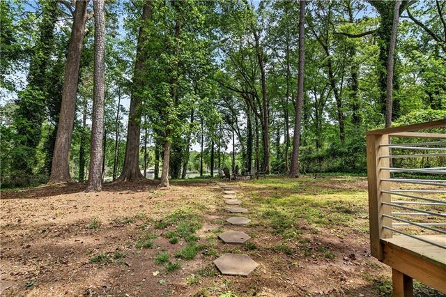 1344 Midlawn Drive, Decatur, GA 30032