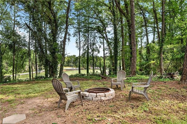 1344 Midlawn Drive, Decatur, GA 30032